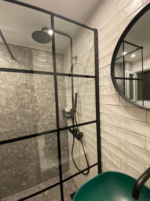 Piraeus Cozy Appartment Rental Екстер'єр фото